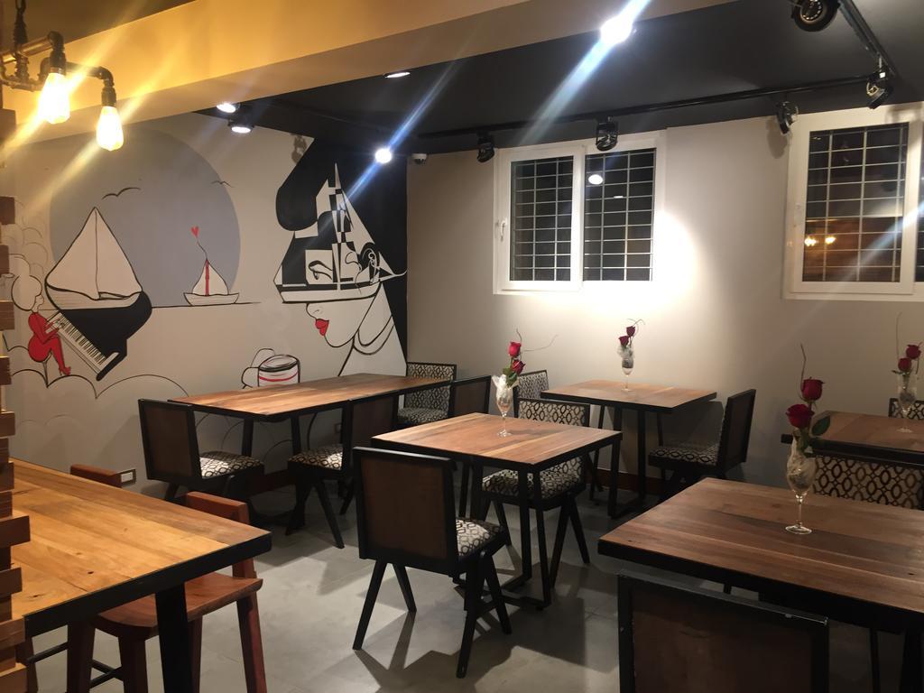 Pasko Hotel Santiago