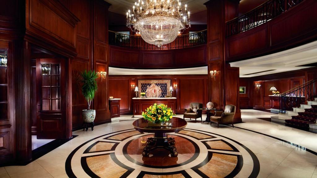 The Ritz-carlton, Khách sạn 5*
