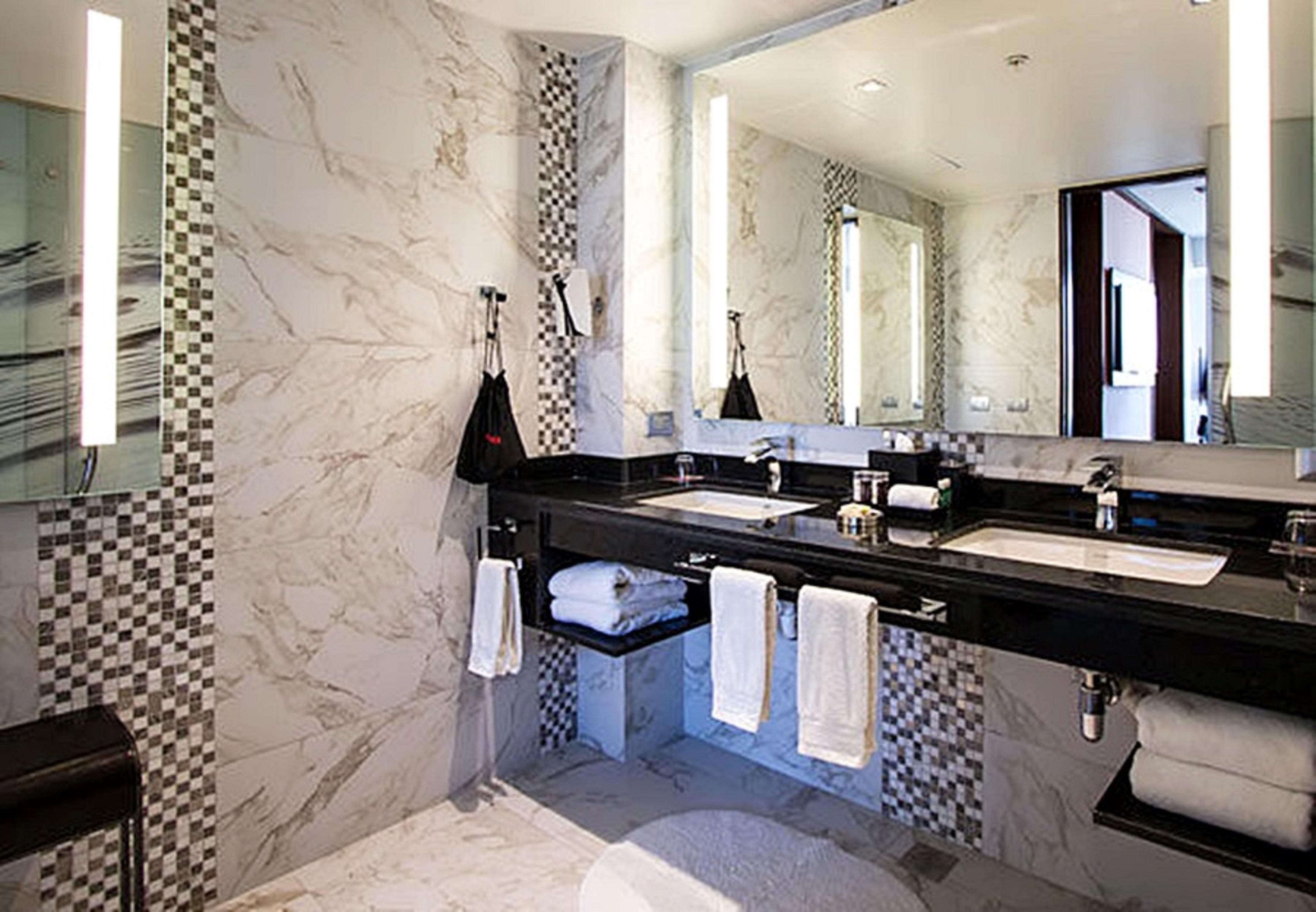 Hotel Renaissance By Marriott Santiago de Chile