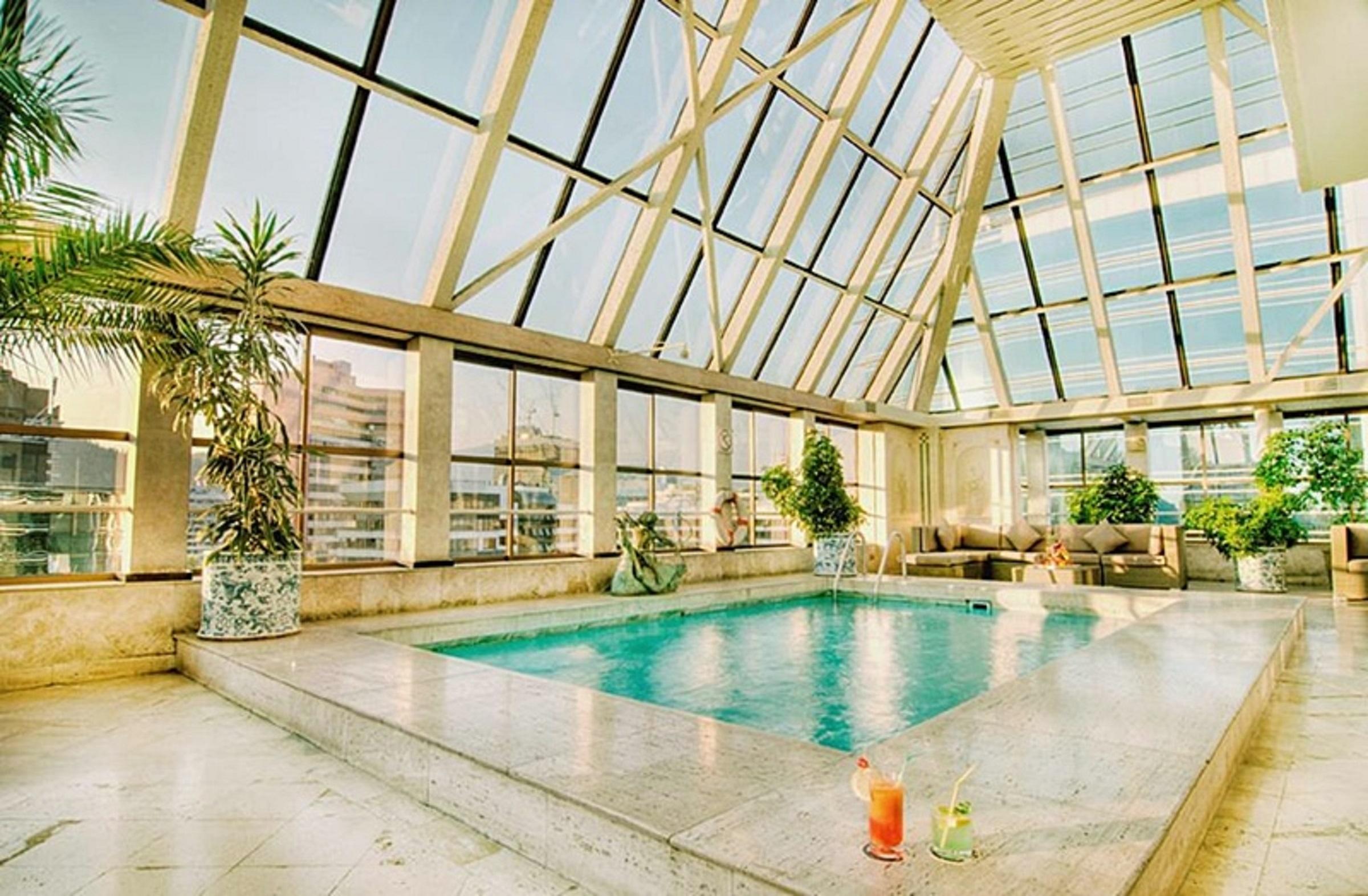 Park Plaza Hotel 4*