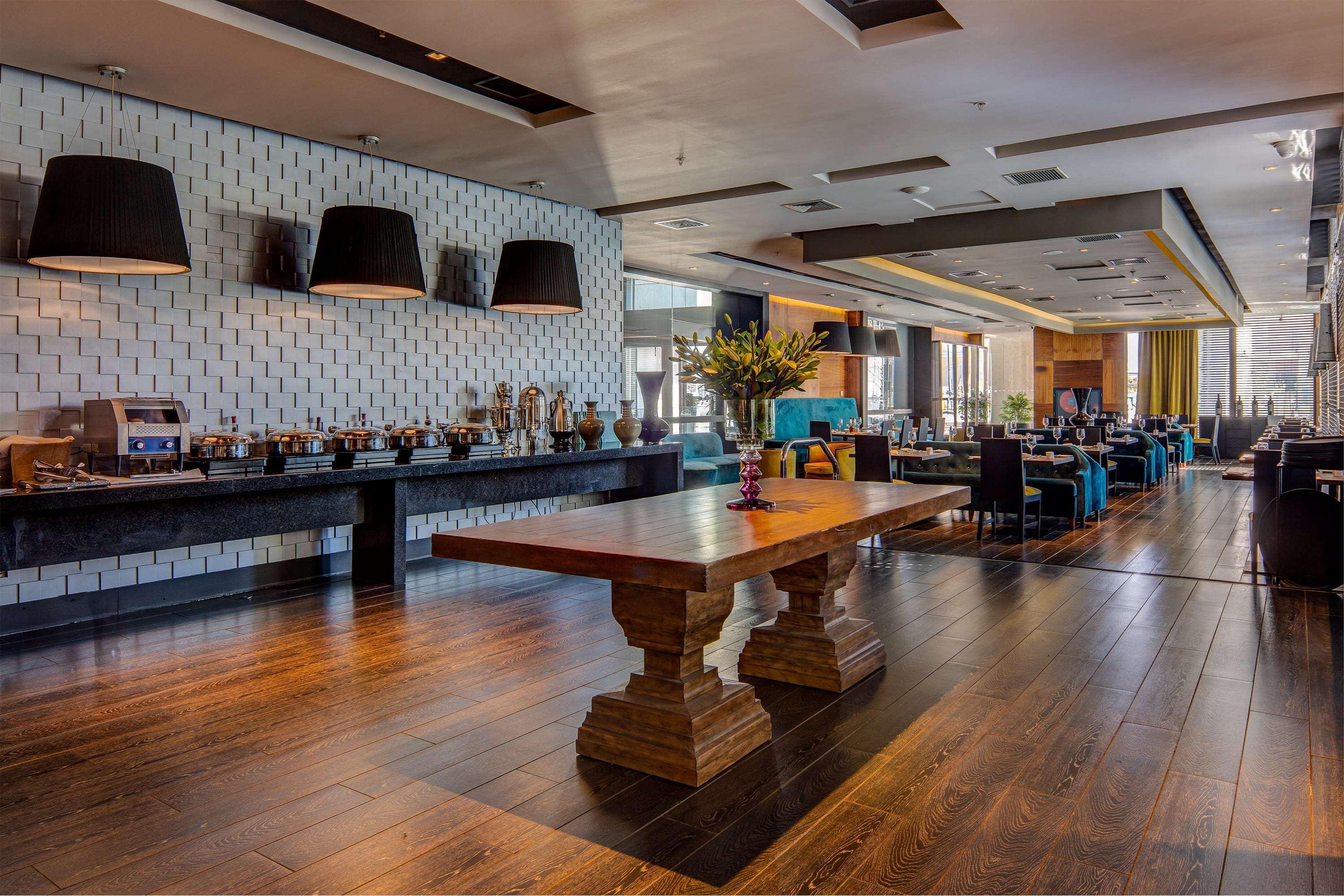 Wyndham Pettra Hotel 5*