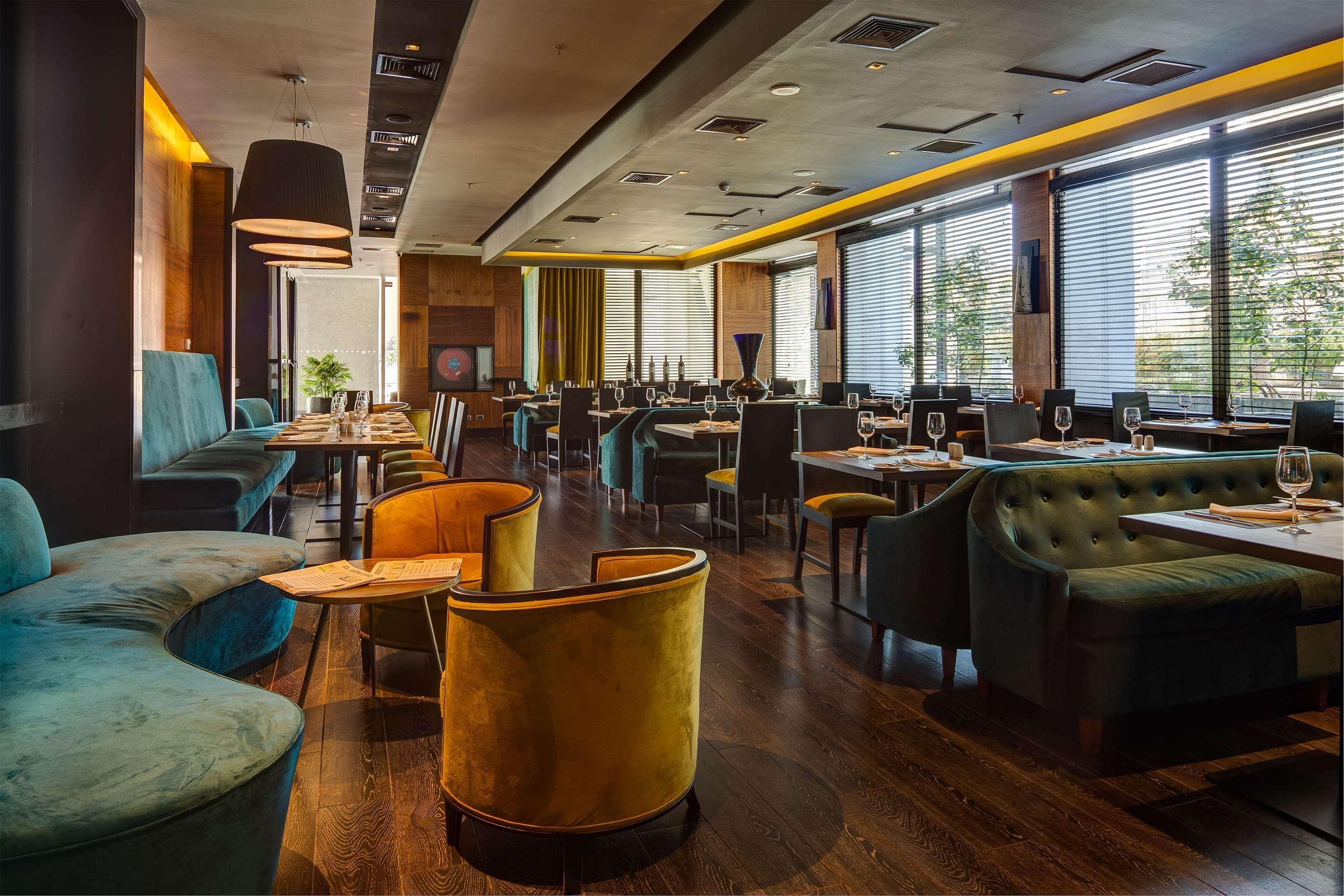 Wyndham Pettra Hotel