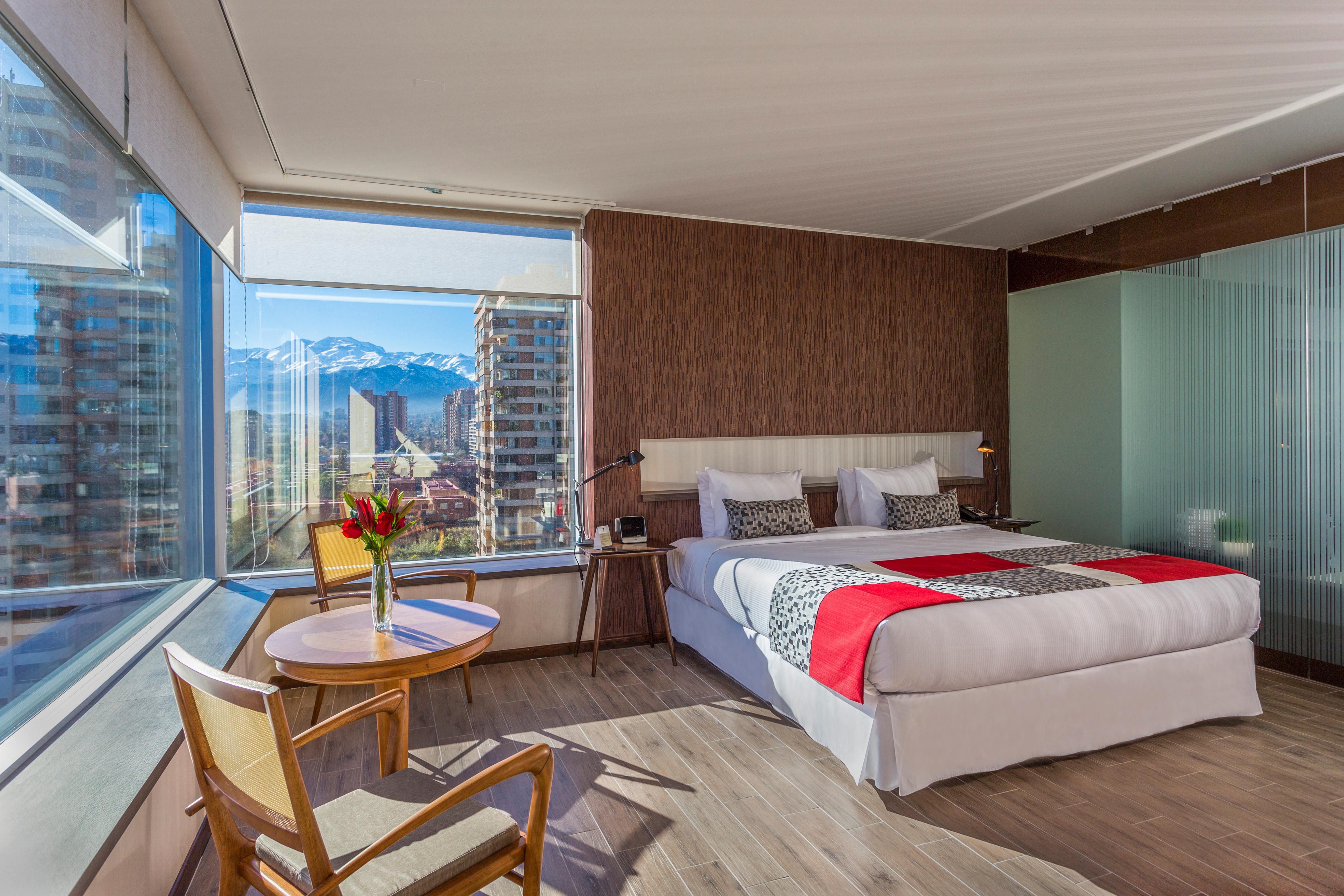 Radisson Blu Plaza El Bosque 4*