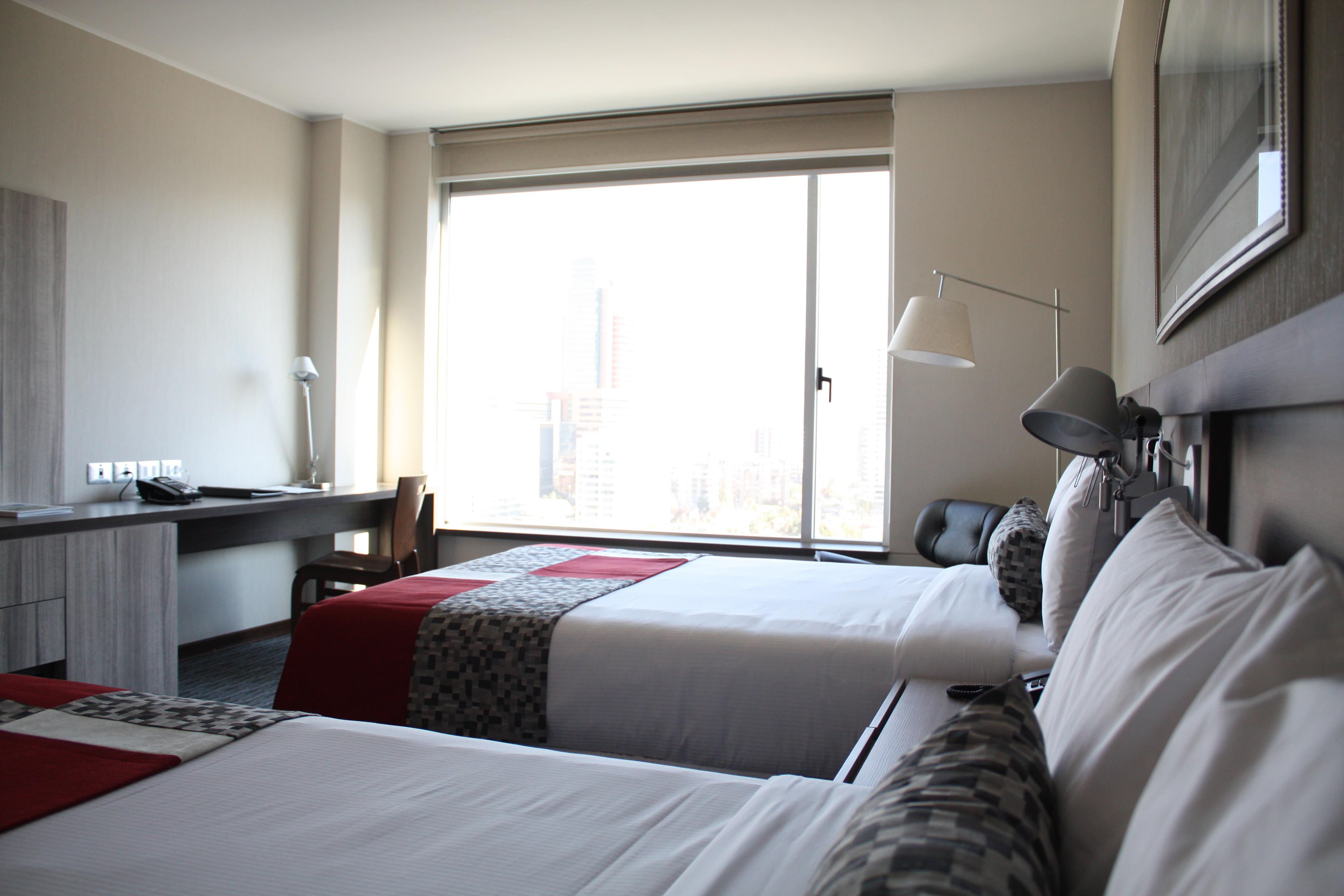 Hotel Radisson Blu Plaza El Bosque Santiago