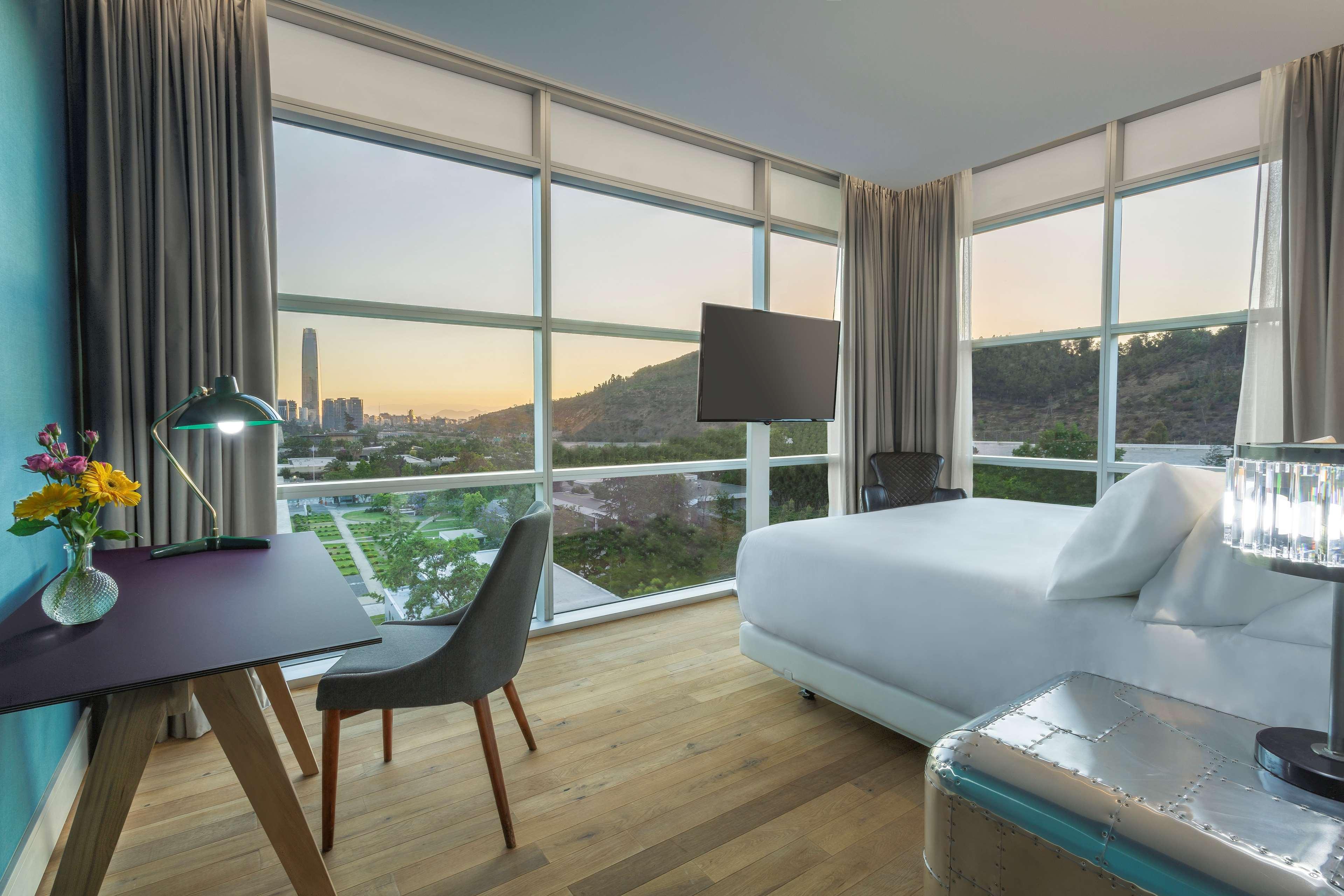 Nh Collection Casacostanera Hotel Santiago