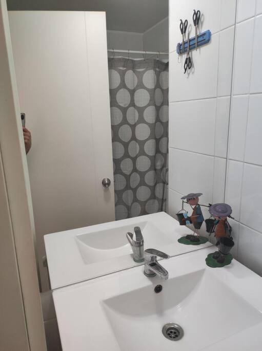 Depto En Barrio Republica Căn hộ