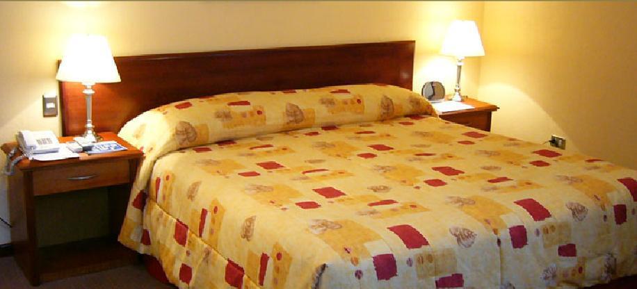 Alcala Del Rio Hotel