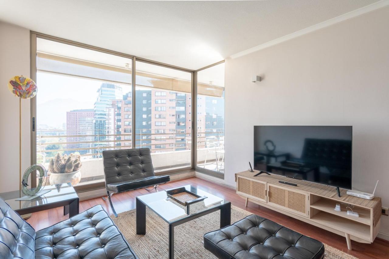 Apartment Century View 2b W/balcony, View & Parking. *