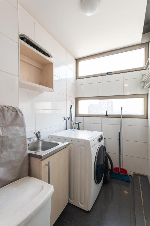 Century View 2b W/balcony, View & Parking. Santiago