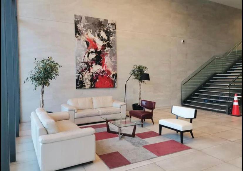 Departamento En Nunoa, Excelente Ubicacion, Frente Metro Y A Pasos Del Barrio Italia Santiago