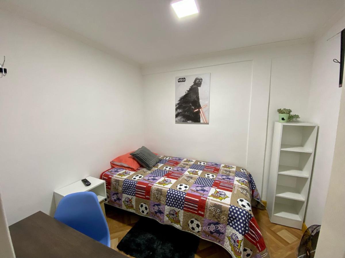 Familiar S&g Hostal *
