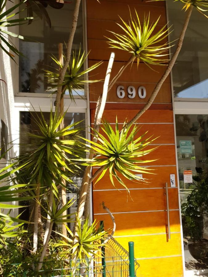 Apartment Departamentos En R&m *