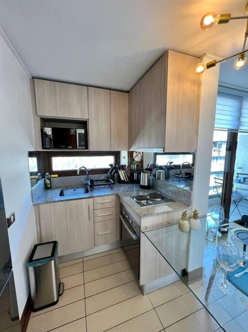 Apartamento Lindo Y Equipado Depto De 1d/1b En Metro Manquehue Santiago de Chile