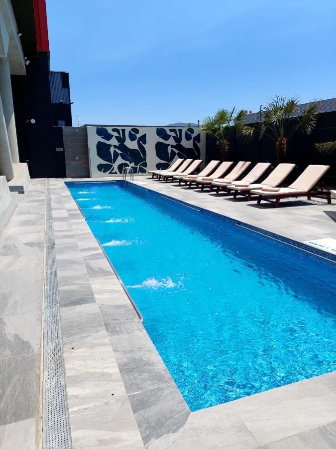 Courtyard By Marriott Airport Santiago