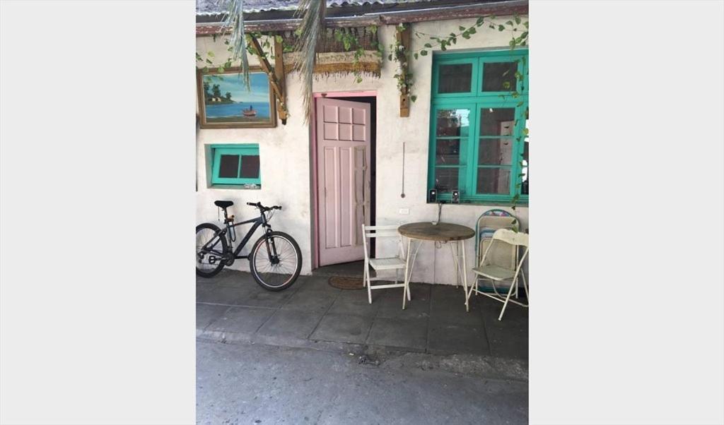 Alojamiento En Casa Palmera Barrio Matta Centro De Hospedagem domiciliar Santiago