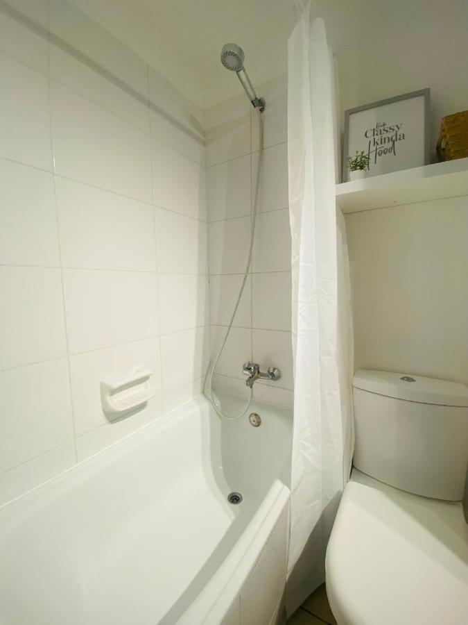 Căn hộ A Pasos Del Metro Ecuador. Hermoso Apartamento