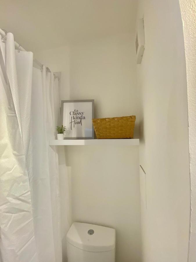 A Pasos Del Metro Ecuador. Hermoso Apartamento Căn hộ