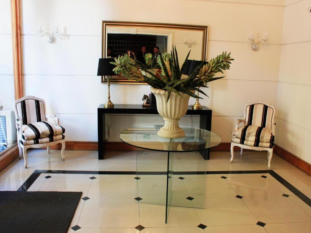Apartment Center *