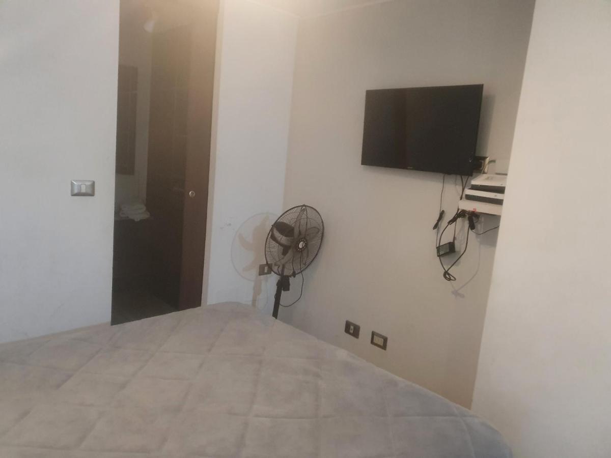 Apartment Condes, Departamento Amoblado . Metro Manquehue *