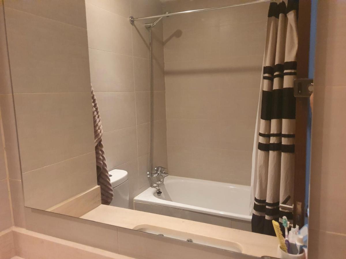 Ở trọ Con Bano Privado Dpto Las Condes Santiago