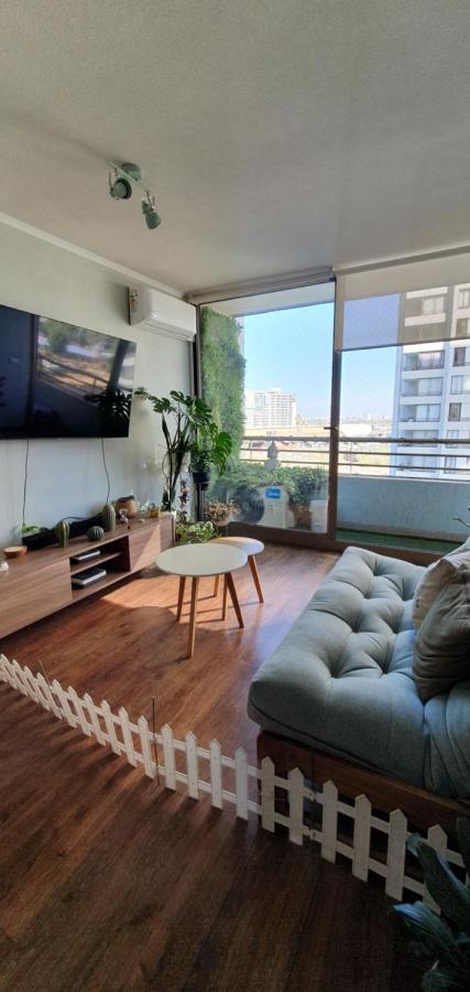 Departamento Frente A Metro Carlos Valdovinos Homestay Santiago