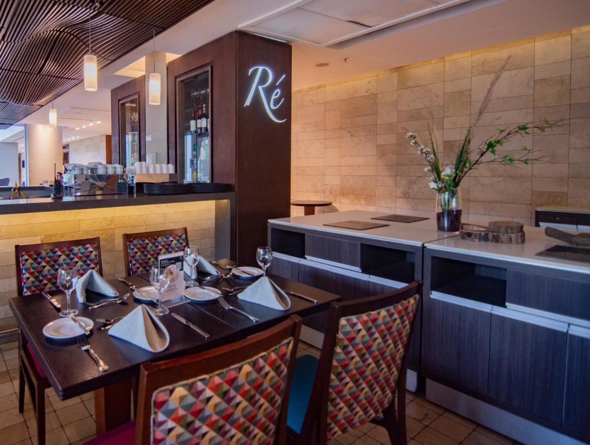 Radisson Blu Plaza El Bosque