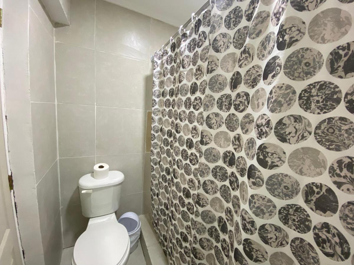 Intimo Heroes Hotel