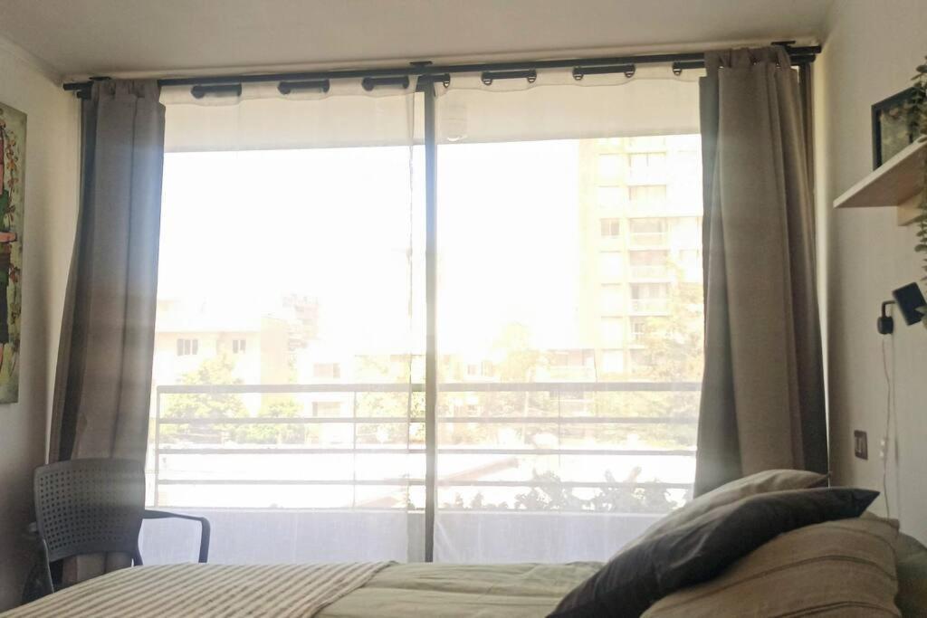 Apartment En El Corazon Del Barrio Providencia, Tranquilo Y Confortable Departamento *