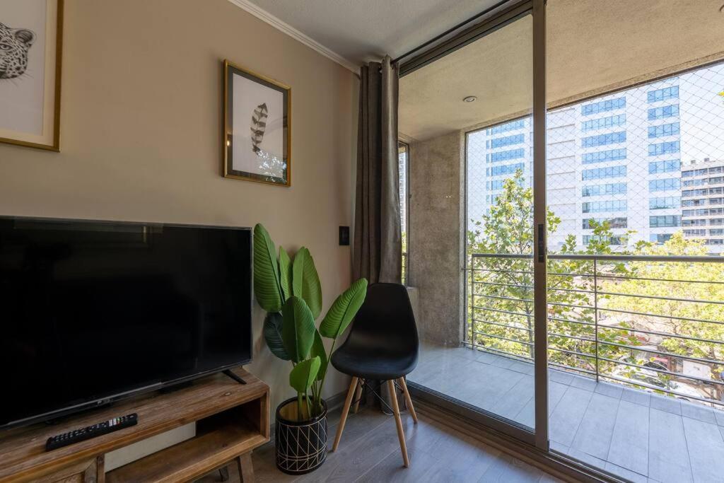 Apartamento Metro Manuel Montt 5 Personas / Estacionamiento *