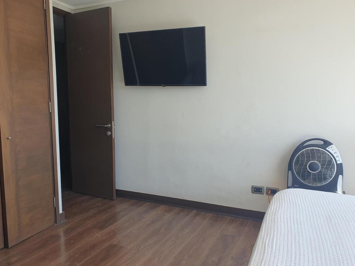 Con Bano Privado Dpto Las Condes Ở trọ
