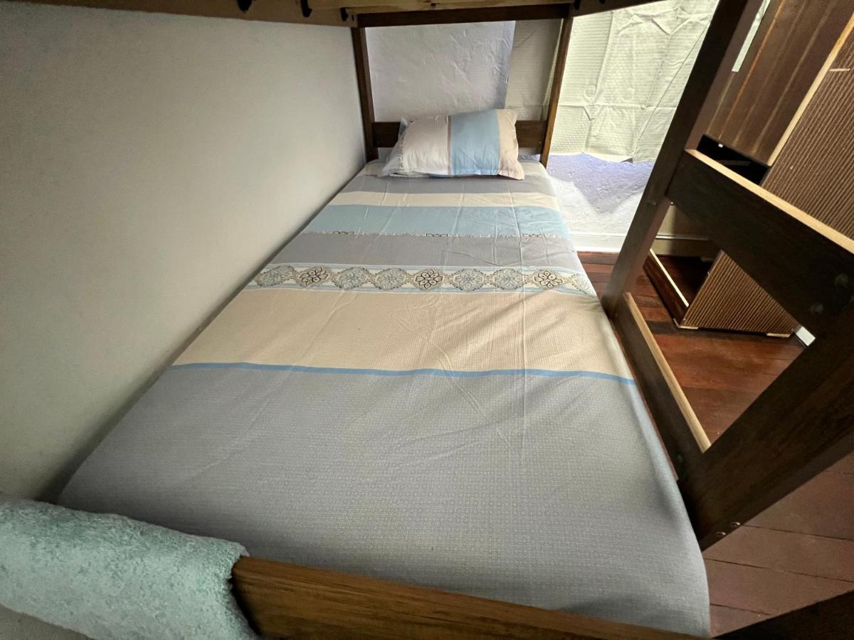 Con Ubicacion Estrategica Cerca Del Movistar Arena Y Del Centro Turistico De Homestay *