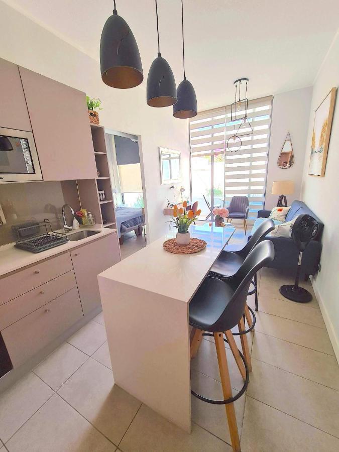 Depto Nuevo Full Equipado - Estacionamiento - Plaza Egana, Nunoa Apartment *