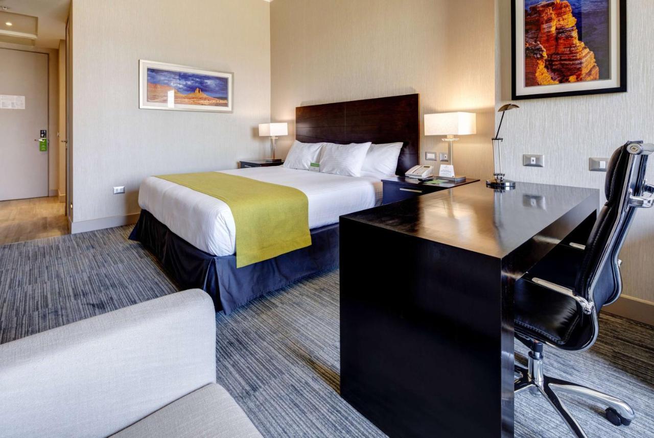 La Quinta By Wyndham Aeropuerto Hotel Santiago