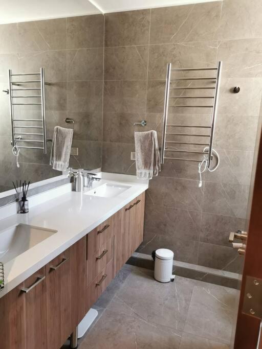 Apartamento Gran Departamento En Primer Piso + Patio Propio