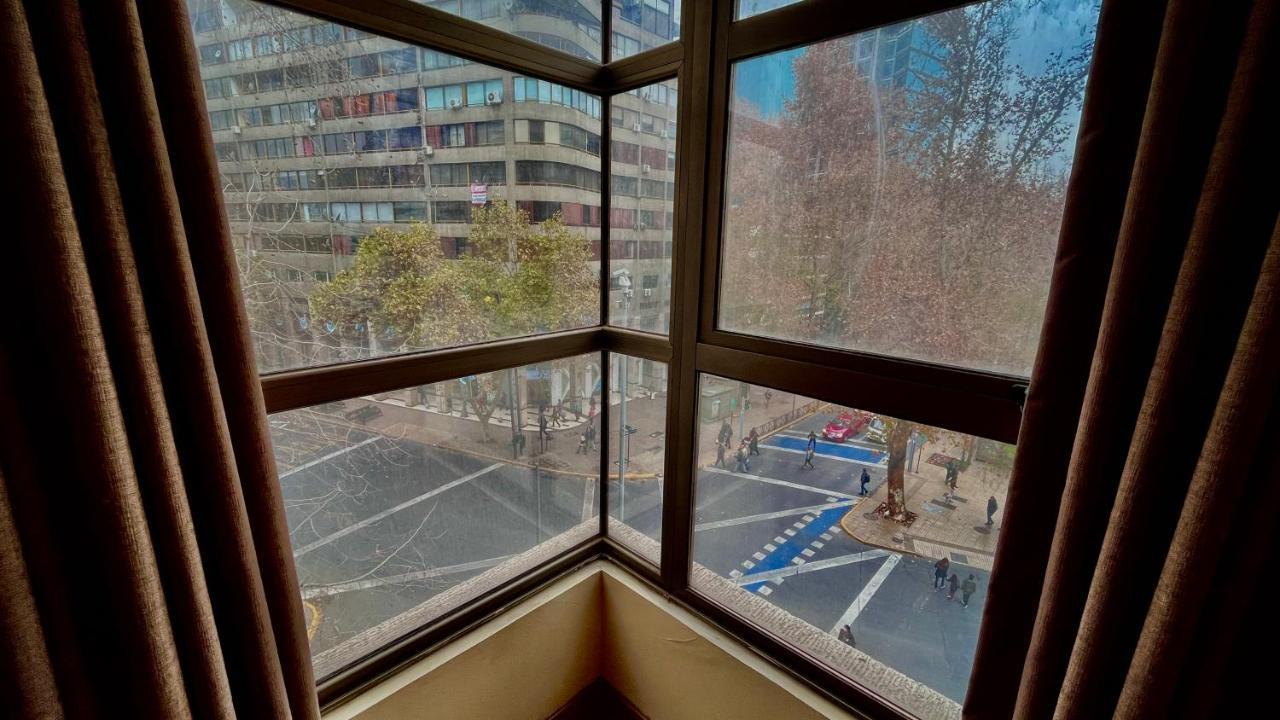 Centro Leones Apartment Santiago