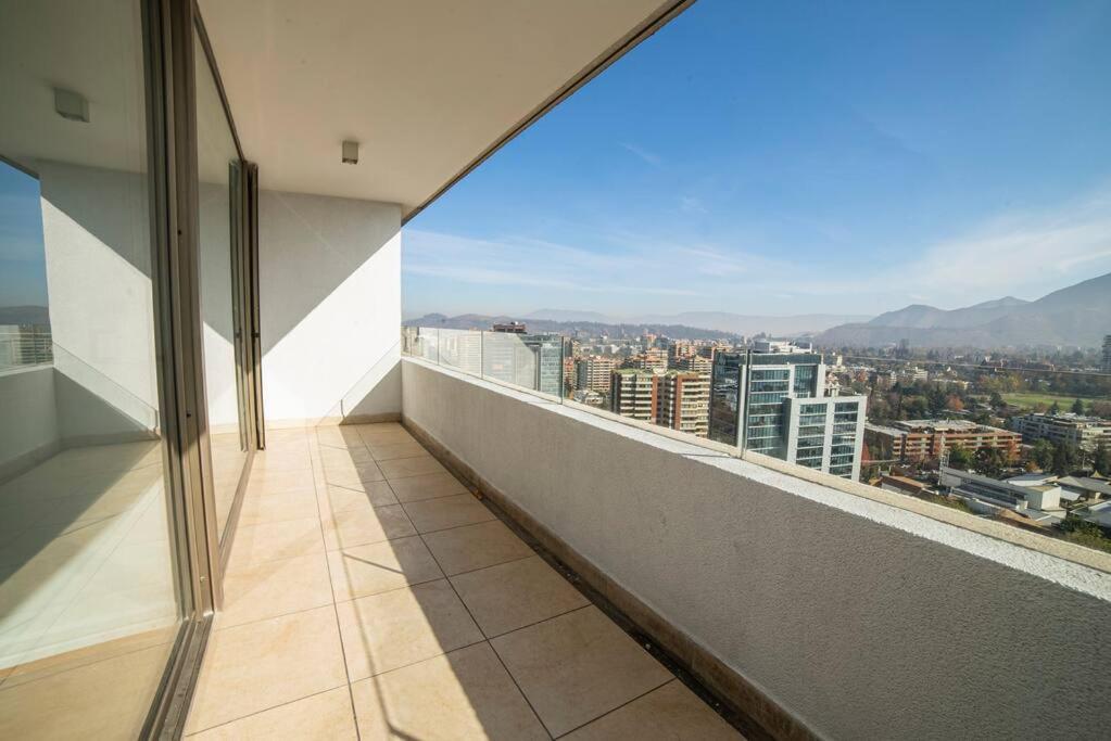 Condes, Al Lado De Marriott Y Parque Arauco, Ideal Trabajo, Salud Y Vacaciones Căn hộ