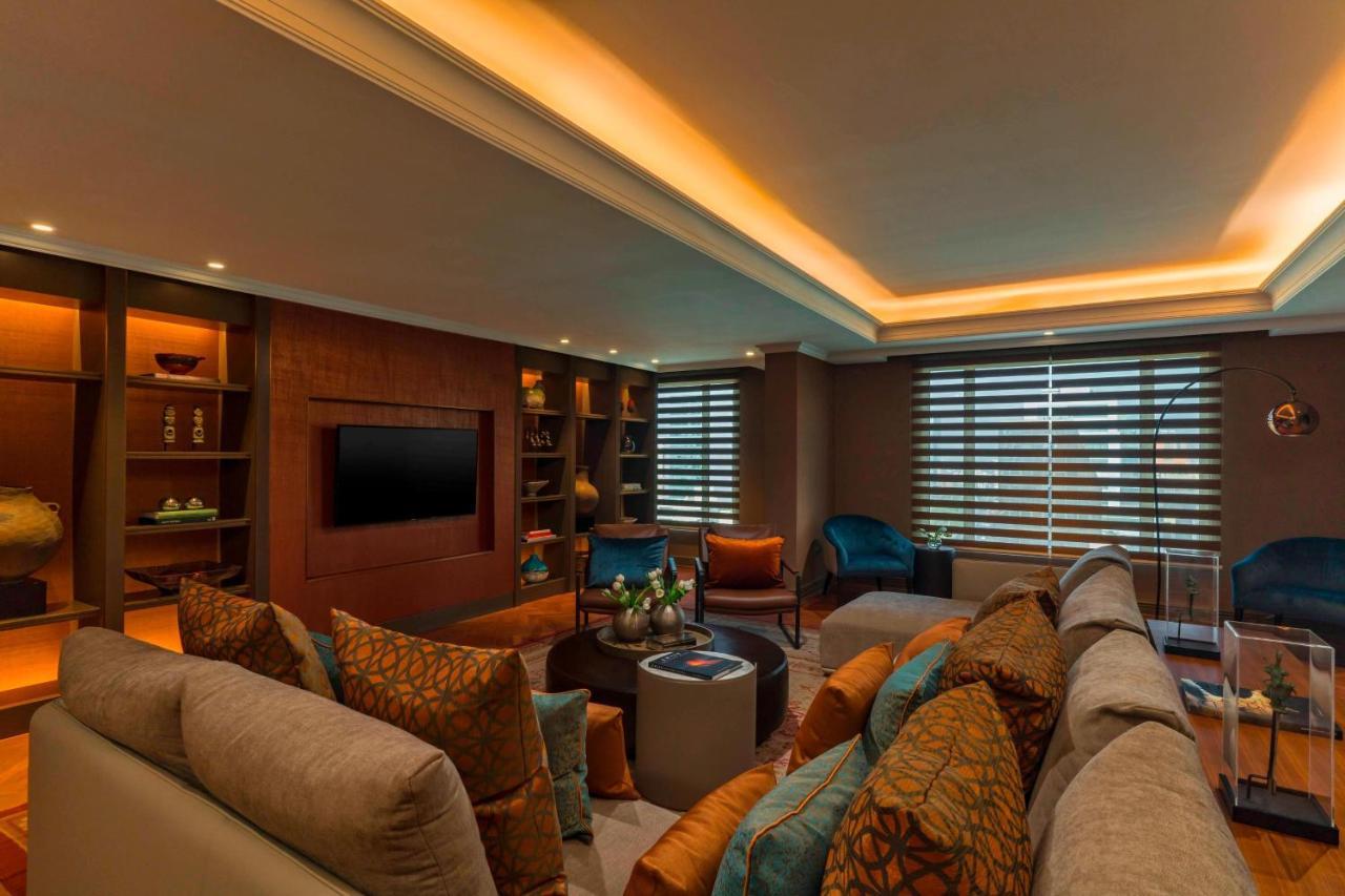 Khách sạn The Ritz-carlton, 5*