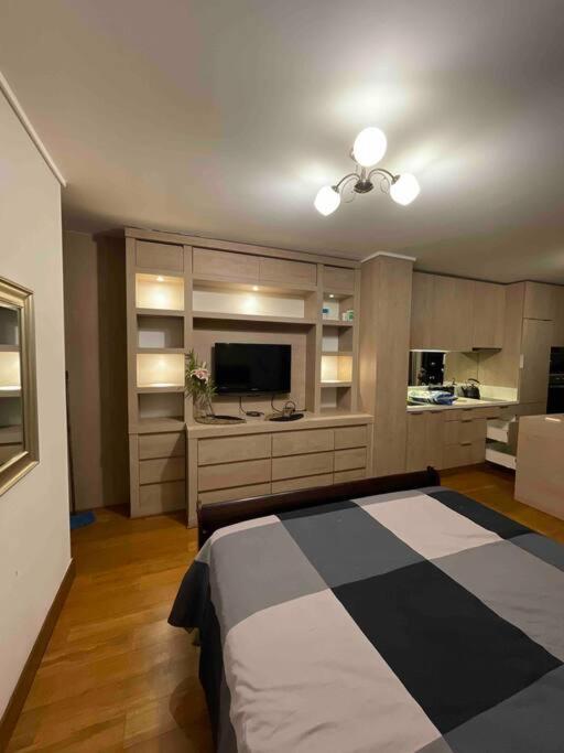 Estudio En Condes * Santiago