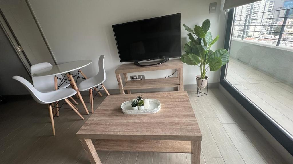 Departamento Entero, Cerca Plaza Egana, Estacionamiento Gratis Santiago