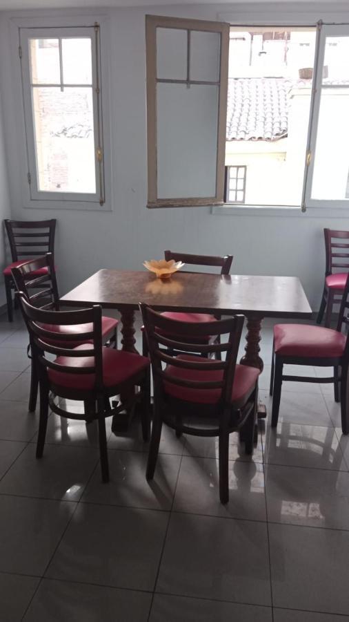Hostal Mancora Monjitas 755 Pensión *