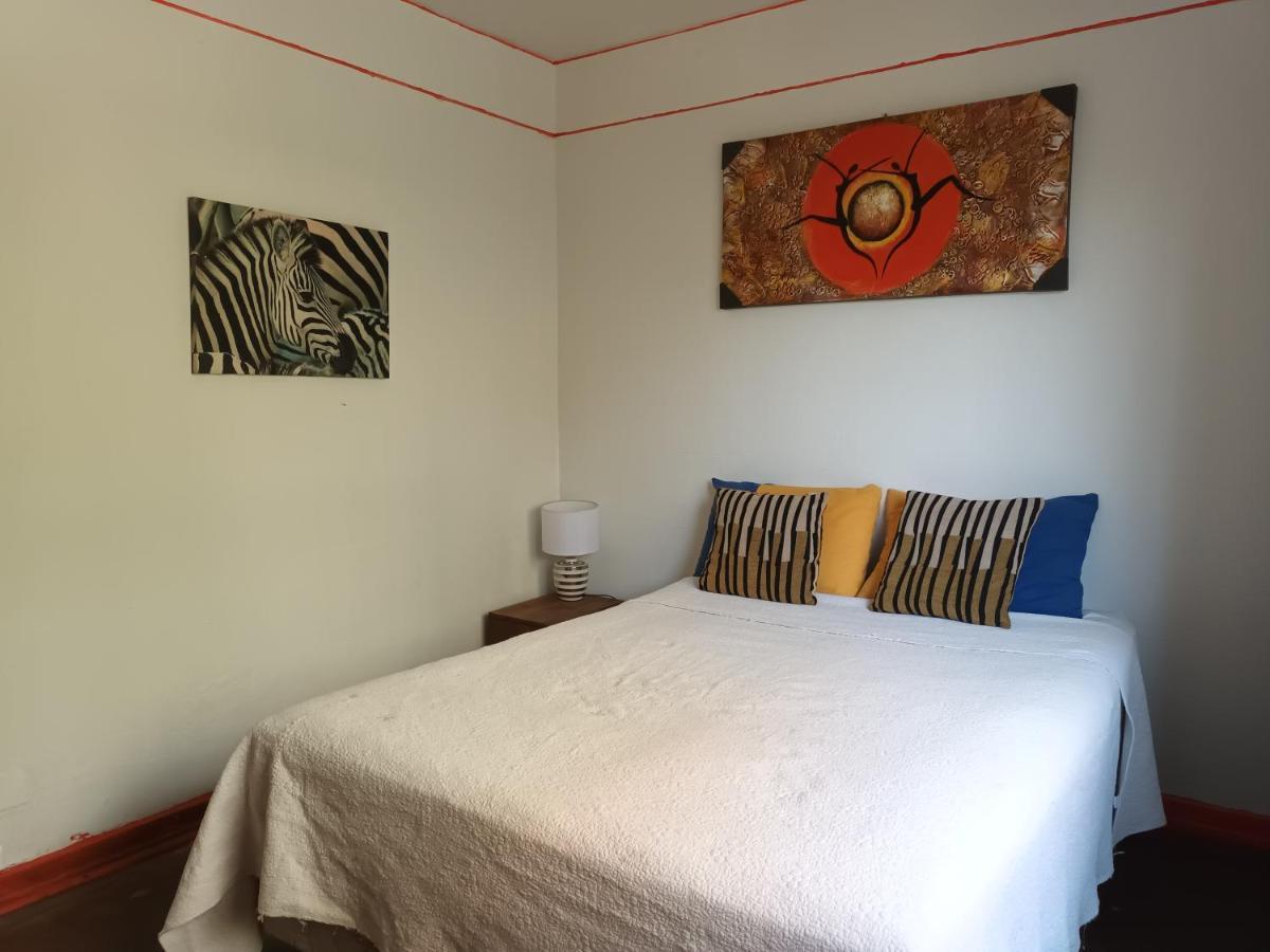 Hostal Mancora Monjitas 755 Pensión