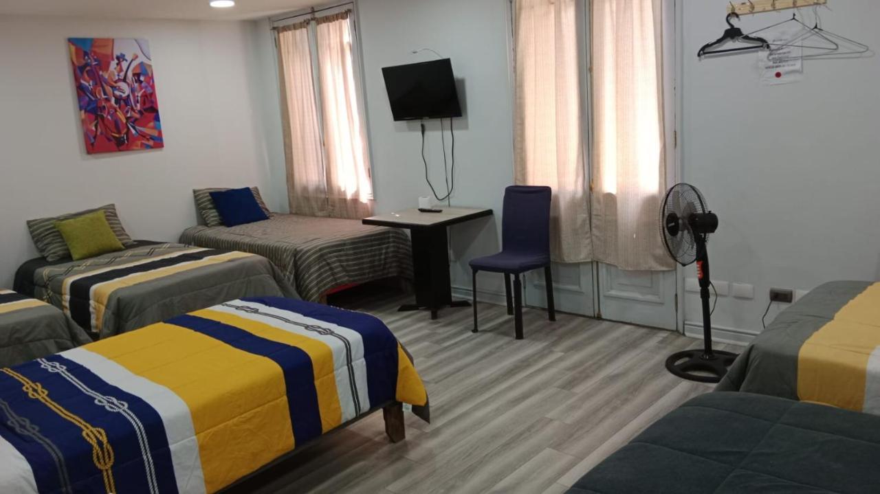 Hostal Mancora Monjitas 755
