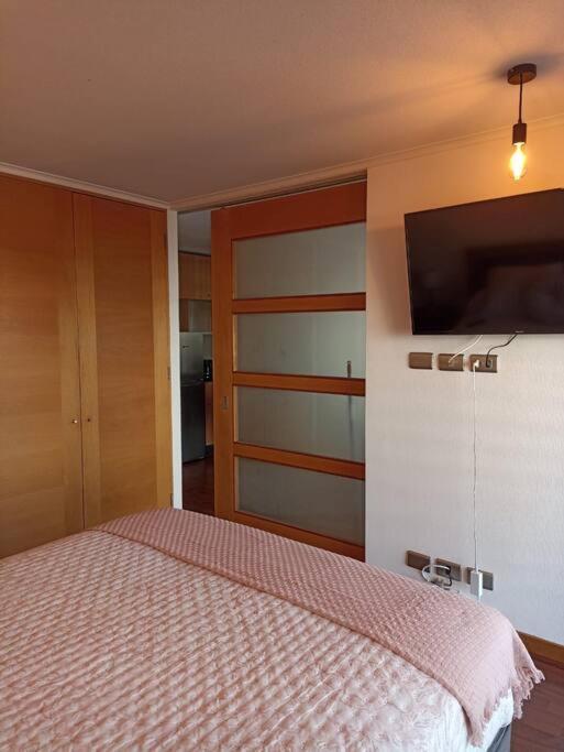 Dpto Costanera Center, Metro Leones 1 Dorm Apartamento Santiago