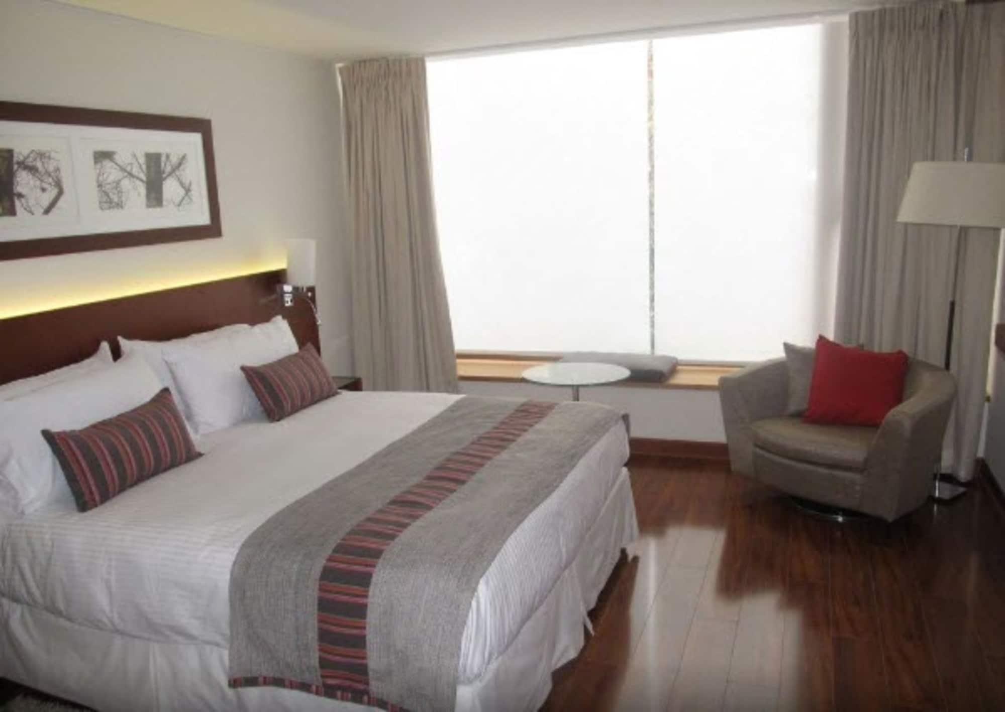 Aparthotel Select Elegant By Time & Santiago