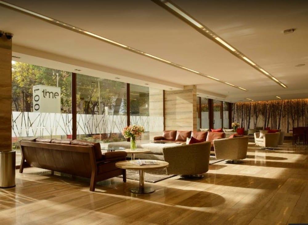 Aparthotel Select Elegant By Time & Santiago