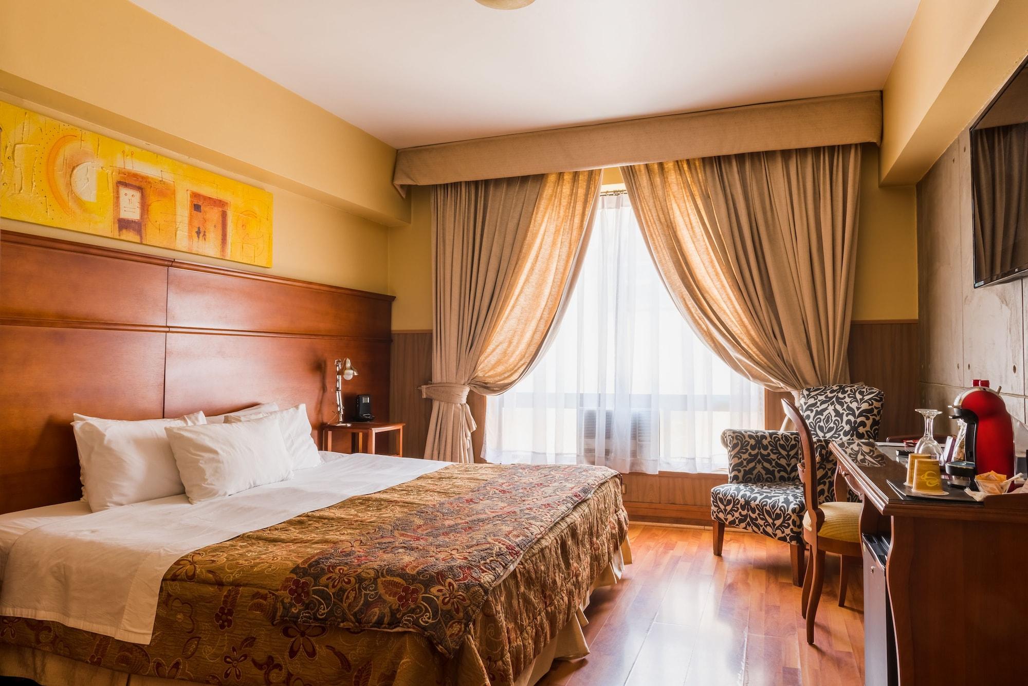 Panamericano Hotel
