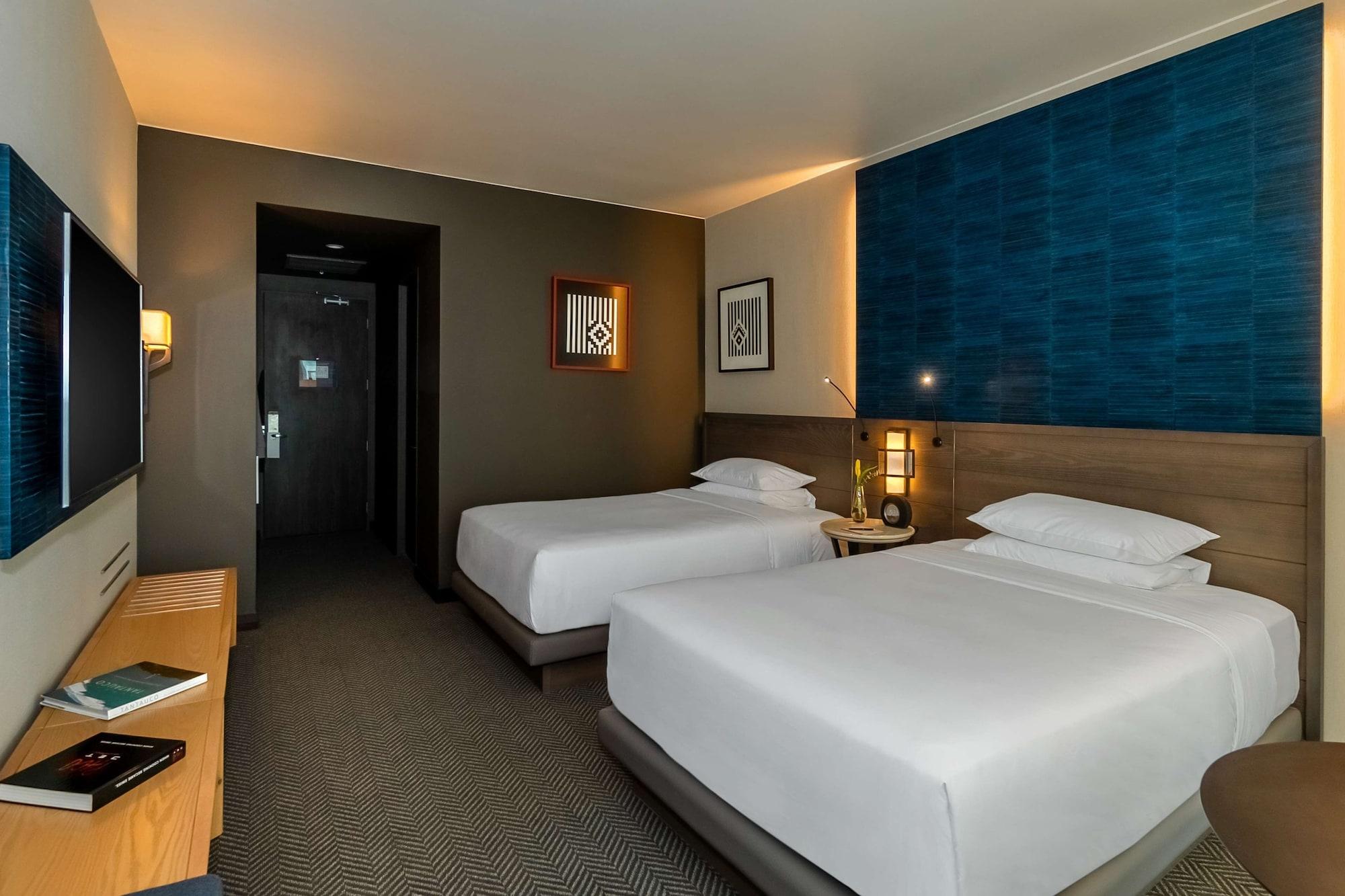 Hotel Hyatt Centric Condes 5*