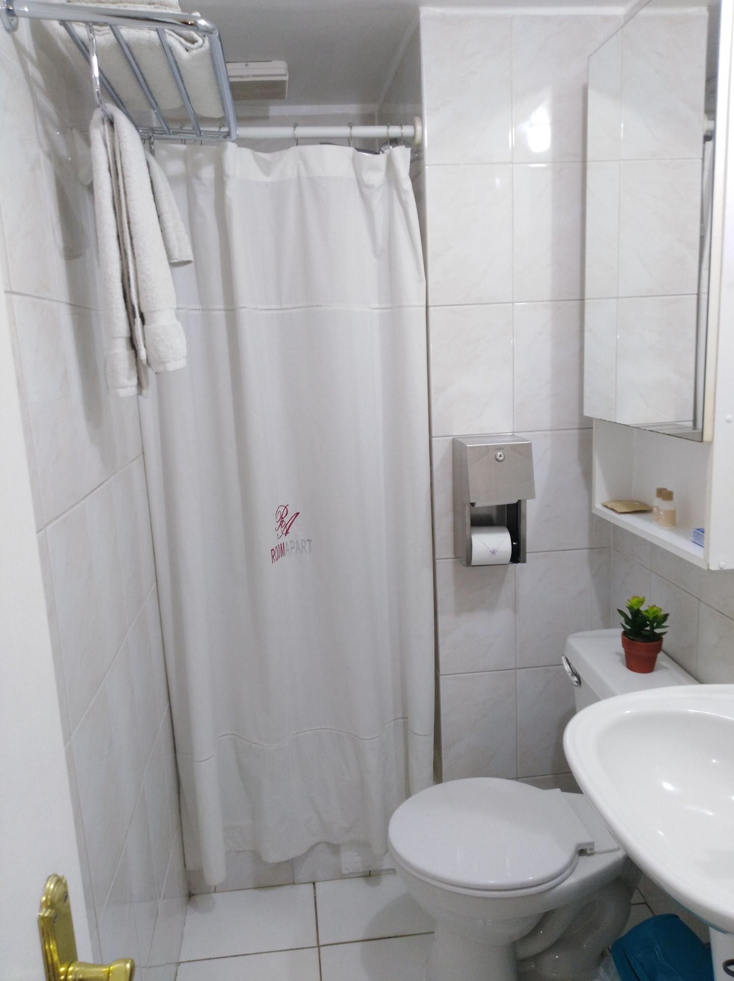 Aparthotel Room Apart Hotel 3*