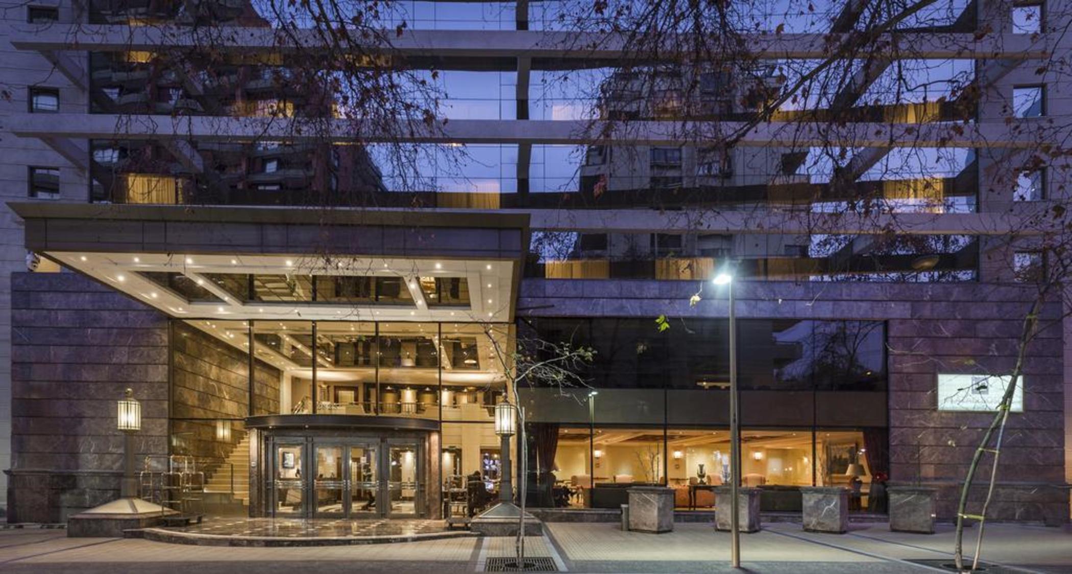 Khách sạn Plaza El Bosque Ebro