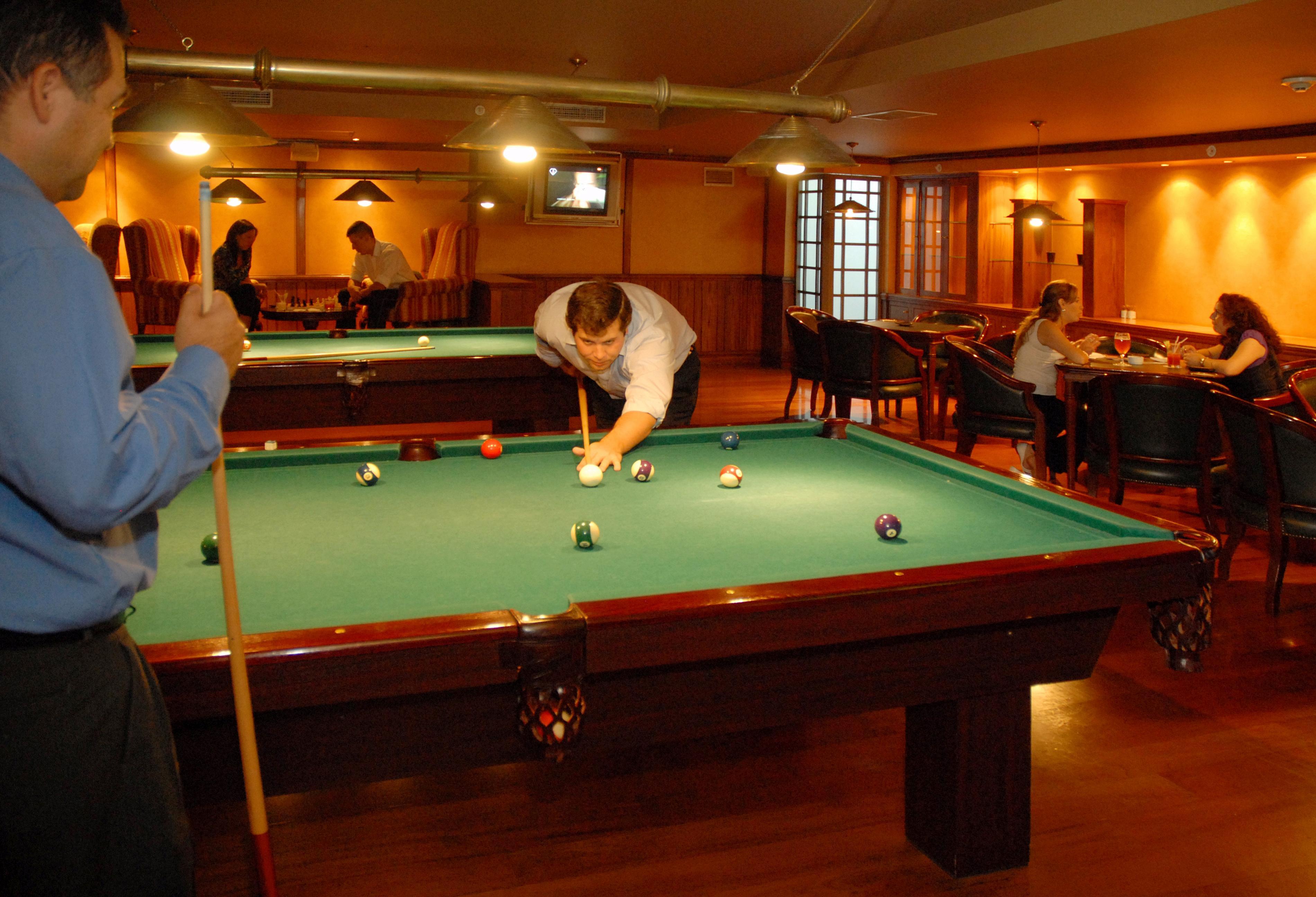 Khách sạn Plaza El Bosque Ebro 5*